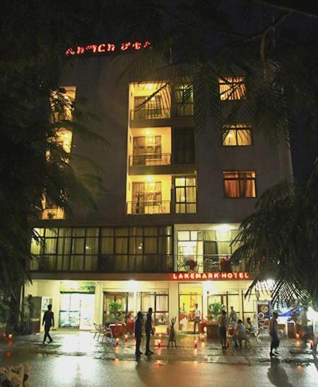 Lakemark Hotel And Tour Service Bahir Dar Eksteriør billede