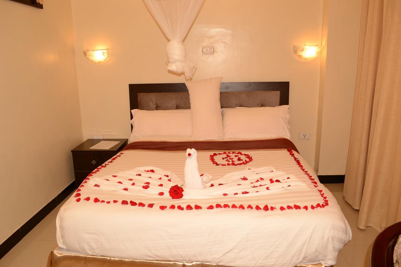 Lakemark Hotel And Tour Service Bahir Dar Eksteriør billede