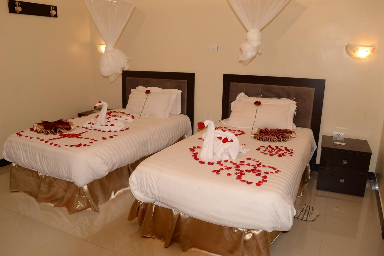 Lakemark Hotel And Tour Service Bahir Dar Eksteriør billede