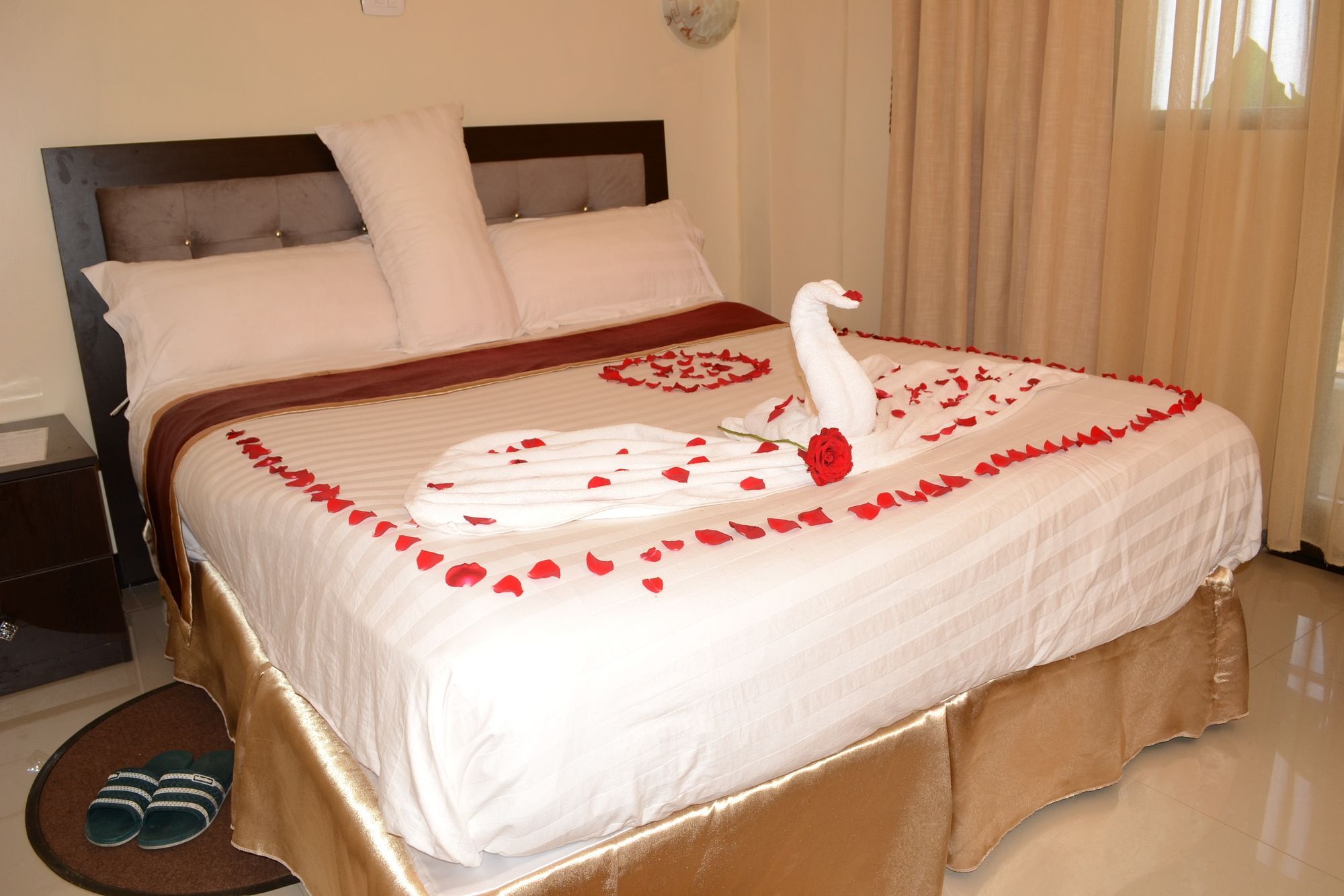 Lakemark Hotel And Tour Service Bahir Dar Eksteriør billede